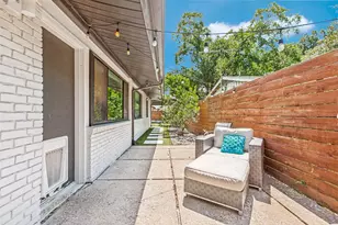 8630 Rolling Rock Ln, Dallas, TX 75238 - Photo 11