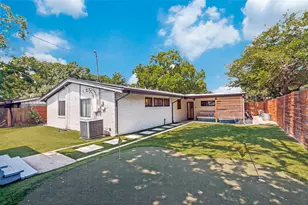 8630 Rolling Rock Ln, Dallas, TX 75238 - Photo 13