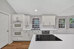 7700 Black Bear Ct, Fort Worth, TX 76137 - Photo 11