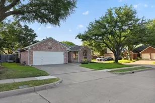 7700 Black Bear Ct, Fort Worth, TX 76137 - Photo 27
