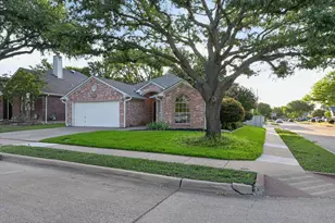 7700 Black Bear Ct, Fort Worth, TX 76137 - Photo 3