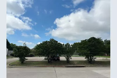 3409 Meadowview Drive, Corinth, TX 76210 - Photo 3