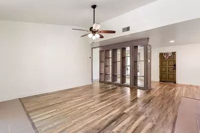 913 Heritage Circle, Garland, TX 75043 - Photo 9