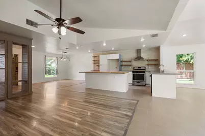 913 Heritage Circle, Garland, TX 75043 - Photo 3