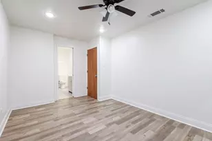 913 Heritage Cir, Garland, TX 75043 - Photo 21