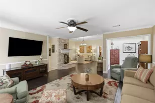 3710 Windmill Ct, Plano, TX 75074 - Photo 9
