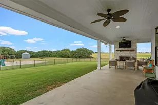252 Austin Hines Dr, China Spring, TX 76633 - Photo 35