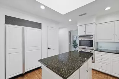 7508 Baxtershire Drive, Dallas, TX 75230 - Photo 17