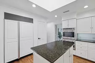 7508 Baxtershire Dr, Dallas, TX 75230 - Photo 17