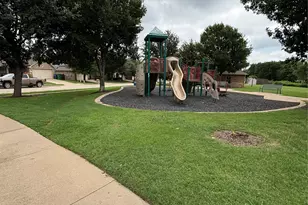 905 Walls Blvd, Crowley, TX 76036 - Photo 21