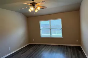 2204 Scott Creek Dr, Little Elm, TX 75068 - Photo 5