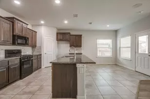 9105 Golden Hollow Ln, Fort Worth, TX 76179 - Photo 7