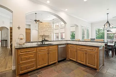 636 Deforest Road, Coppell, TX 75019 - Photo 11