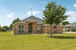 10009 Kildee Trl, Sanger, TX 76266 - Photo 3