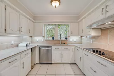 13052 Fall Manor Drive, Dallas, TX 75243 - Photo 11