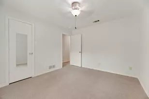 13052 Fall Manor Dr, Dallas, TX 75243 - Photo 25