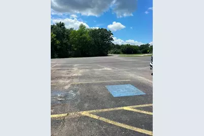 704 E Royall Boulevard, Malakoff, TX 75148 - Photo 17