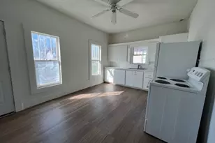 1917 S 15th St, Abilene, TX 79602 - Photo 3
