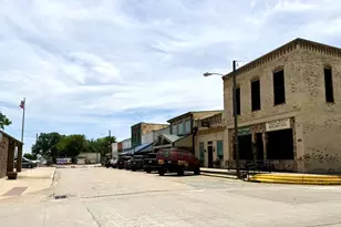 1256 Tallowwood Trl, Van Alstyne, TX 75495 - Photo 19