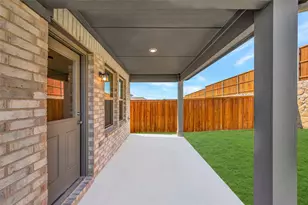 1256 Tallowwood Trl, Van Alstyne, TX 75495 - Photo 33