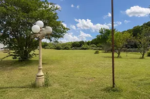 536 E 4th St, Joshua, TX 76058 - Photo 31