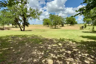 1600 HCR 2302 S, Abbott, TX 76621 - Photo 23