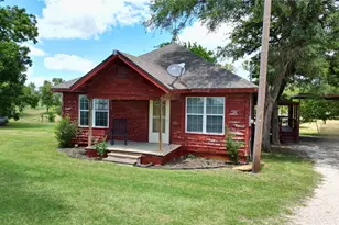 1600 HCR 2302 S, Abbott, TX 76621 - Photo 3