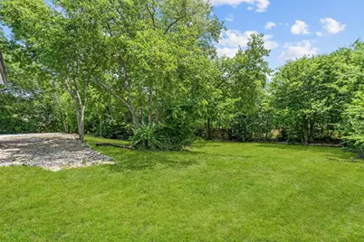 605 Hinton Street, Grand Prairie, TX 75050 - Photo 21