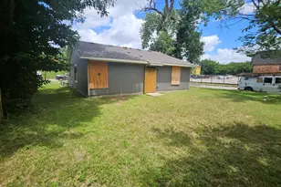 4322 Robert L Parish Sr. Ave, Dallas, TX 75210 - Photo 15