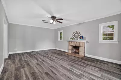 2512 Marigold Avenue, Fort Worth, TX 76111 - Photo 3