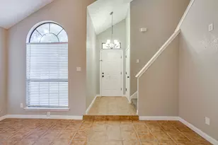 6604 Aztec Ct, Lake Worth, TX 76135 - Photo 3