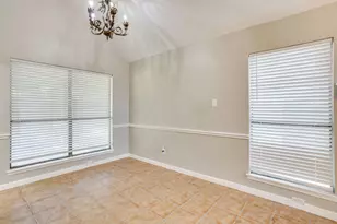 6604 Aztec Ct, Lake Worth, TX 76135 - Photo 7