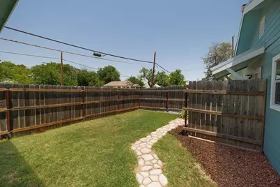 1107 Vine Street, Abilene, TX 79602 - Photo 25