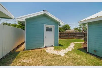 1107 Vine Street, Abilene, TX 79602 - Photo 23