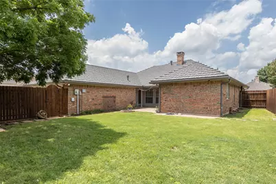 2024 Carillon Lane, Carrollton, TX 75007 - Photo 29