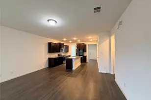 166 Camelia St, Garland, TX 75043 - Photo 5