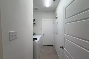 166 Camelia St, Garland, TX 75043 - Photo 11