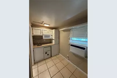 321 Katherine Circle, Irving, TX 76061 - Photo 3