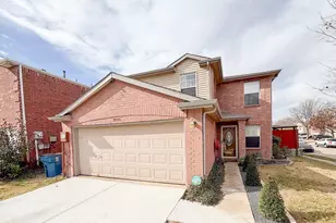 2044 Talon Dr, Lewisville, TX 75077 - Photo 3
