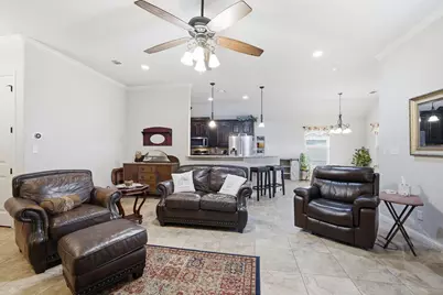 134 Donna Circle, Granbury, TX 76049 - Photo 5