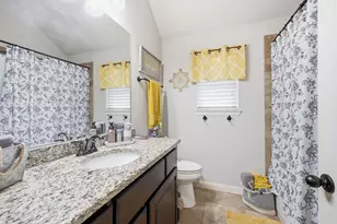 134 Donna Cir, Granbury, TX 76049 - Photo 17