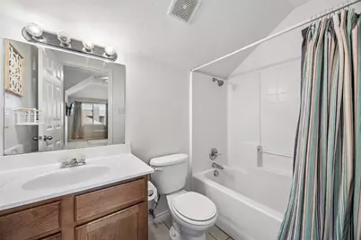 949 Chestnut Lane, Saginaw, TX 76179 - Photo 29