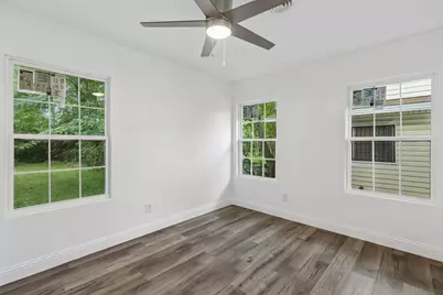 4233 Quails Lane, Fort Worth, TX 76119 - Photo 5