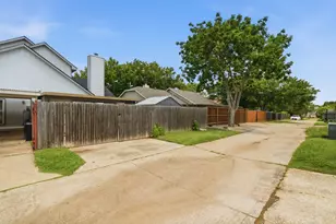 2702 Ansley Ct, Euless, TX 76039 - Photo 27