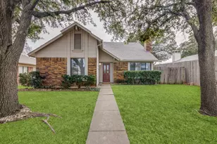 2614 Holy Cross Ln, Garland, TX 75044 - Photo 3
