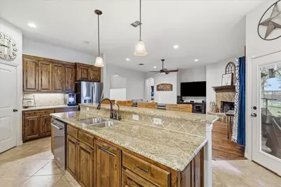 145 Foxpointe Circle, Weatherford, TX 76087 - Photo 15