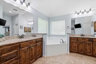 145 Foxpointe Circle, Weatherford, TX 76087 - Photo 23