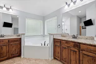 145 Foxpointe Circle, Weatherford, TX 76087 - Photo 21