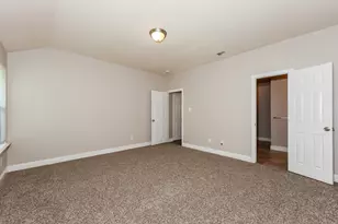 610 Canvas Ct, Lancaster, TX 75146 - Photo 9
