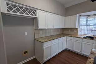 2008 Valley Falls Ave, Mesquite, TX 75181 - Photo 9